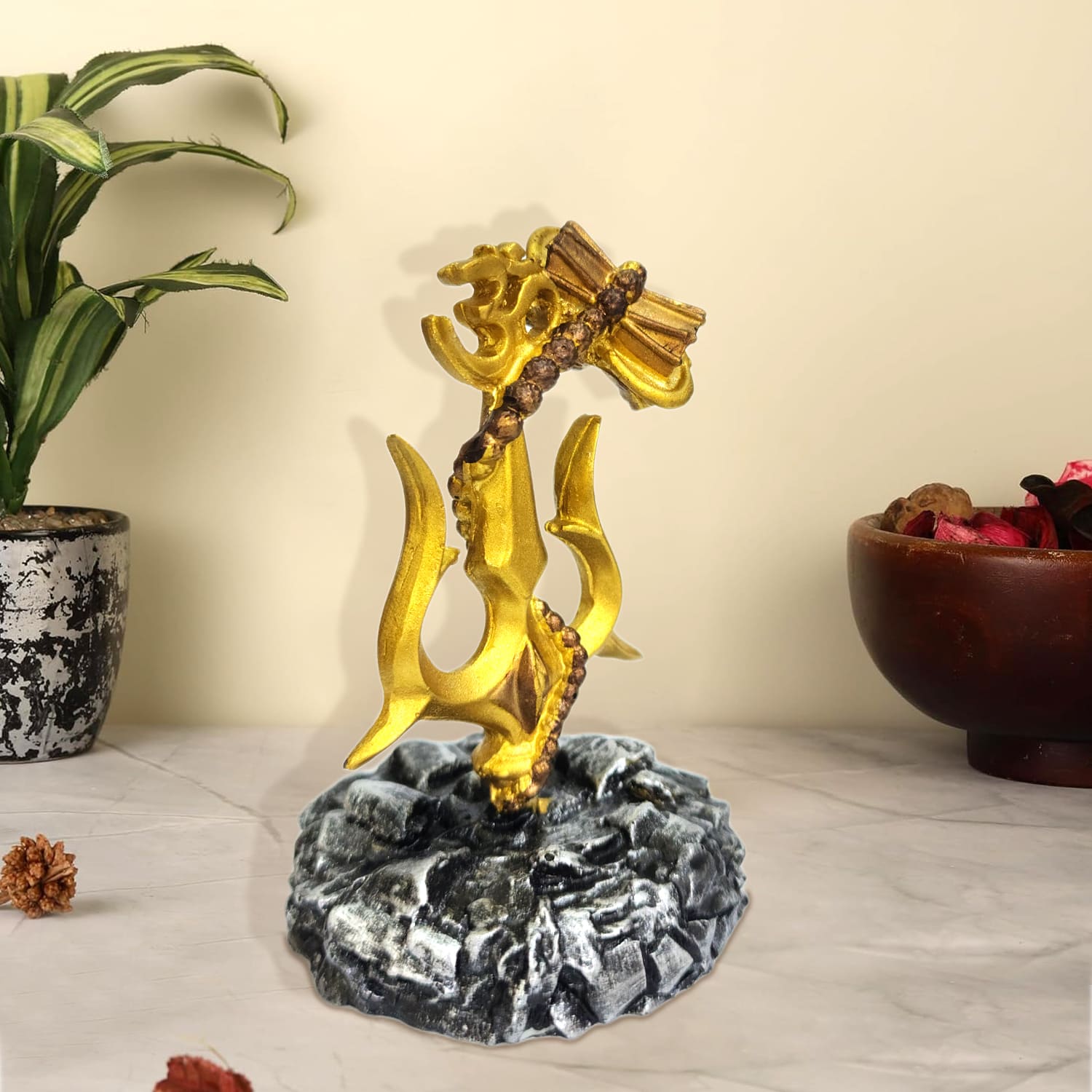 Om Trishul with Damru & Rudraksha Mala β Spiritual Car Dashboard Idol & Home Temple Showpiece by Upharkaro | 18% OFF-Upharkaro