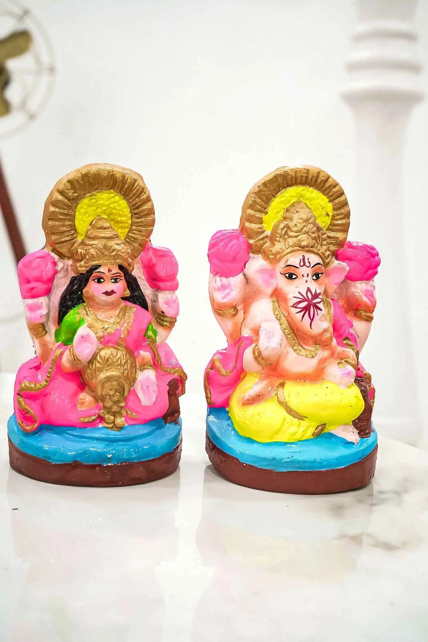 Cow Dung Lakshmi Ganesh Idol – Eco-Friendly Gobar Murti for Diwali & Puja (43% Off)-Upharkaro