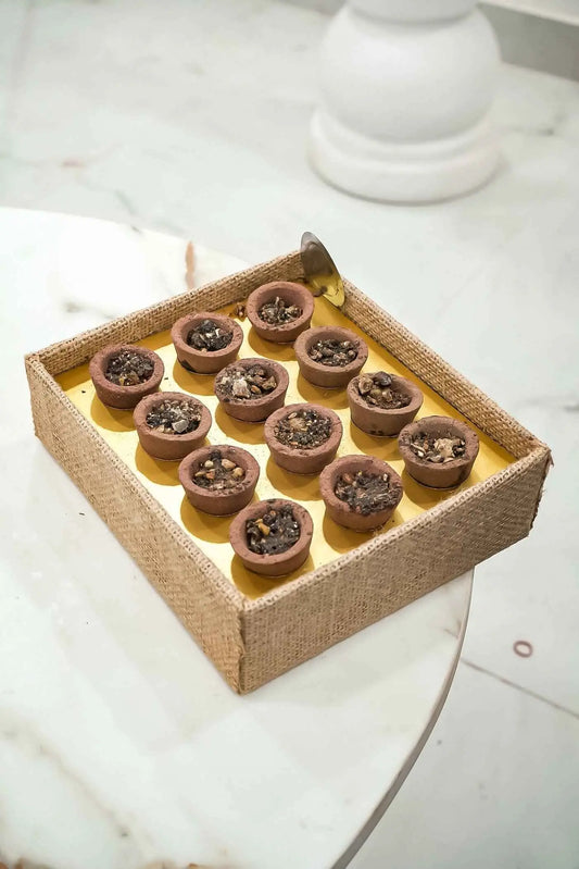 Cow Dung & Natural Sambrani Dhoop Cups – Herbal Gobar Incense with Jute Gift Box with 43%-Upharkaro