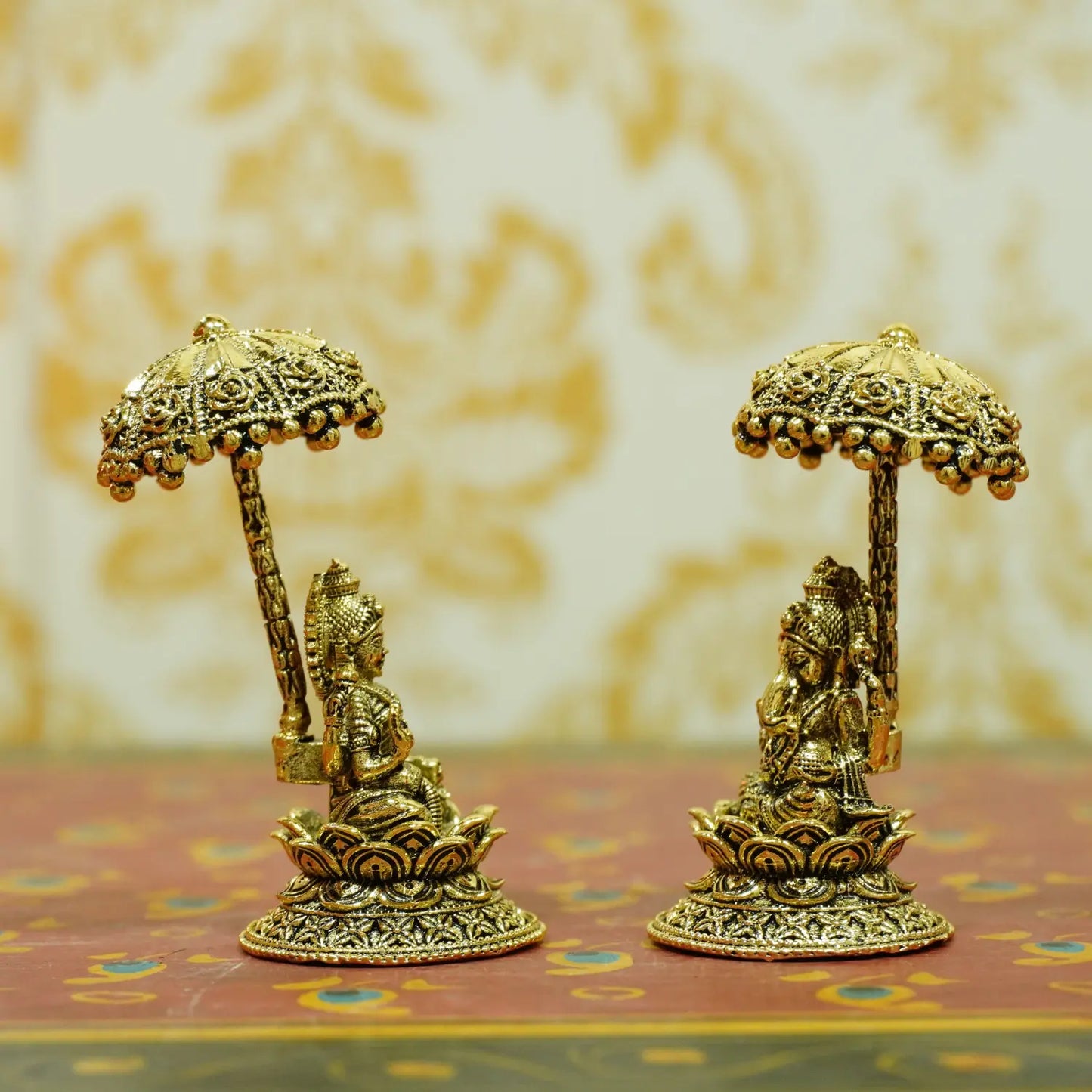 Upharkaro Handcrafted Brass Lakshmi Ganesha Idol Set with Decorative Umbrella Gold Finish Laxmi Ganesh Murti for Home Mandir Diwali Pooja & Spiritual Gift Upharkaro