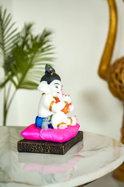 Resin Beautiful Modak Baal Ganesha Sculpture