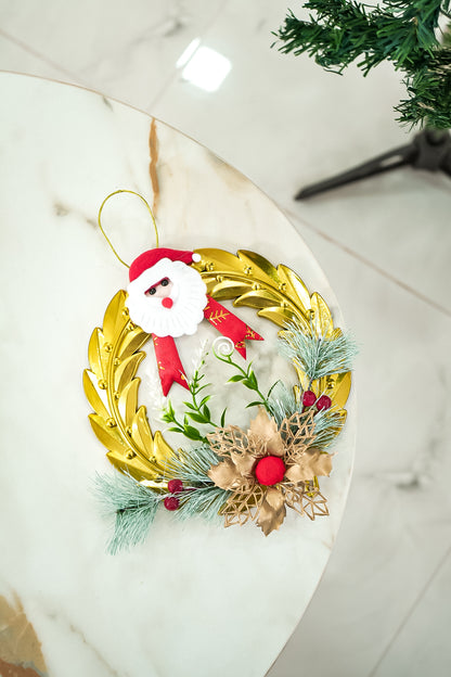 Golden Christmas Wreath Wall Hanging/Decoration for Christmas