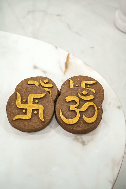 Eco-Friendly Cow Dung Om Swastik Religious Set