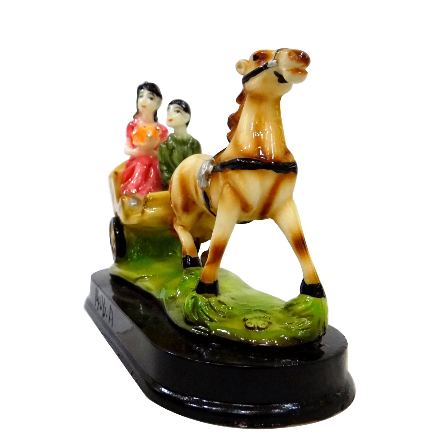 Valentine Romantic Love couple on Horse-Buggy Statue By Upharkaro